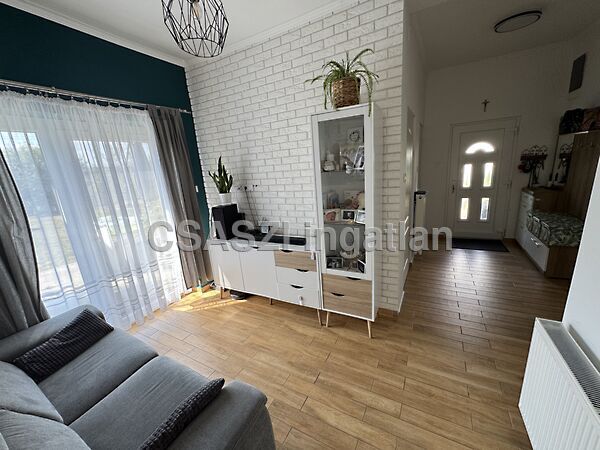 Eladó ház Újudvar