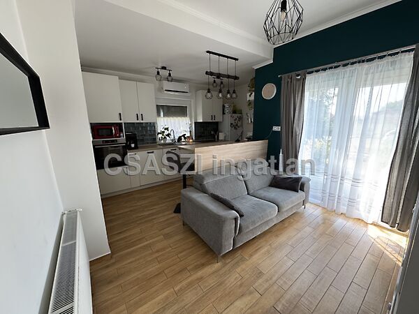 Eladó ház Újudvar