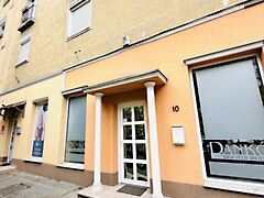 Eladó iroda Tatabánya