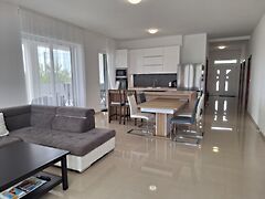 Eladó ház Balatongyörök