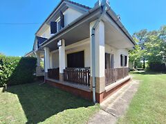 Eladó nyaraló Balatonfenyves