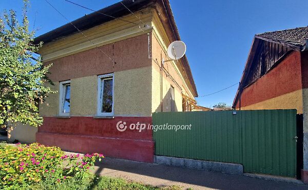 Eladó ház Karcag