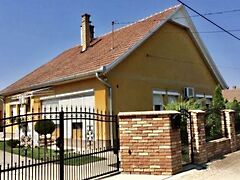 Eladó ház Dánszentmiklós