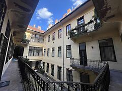 Eladó lakás Budapest, VI. kerület