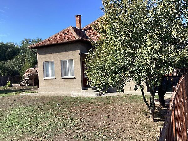 Eladó ház Dévaványa