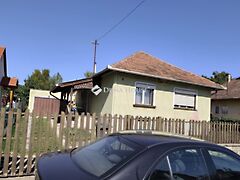 Eladó ház Sárisáp