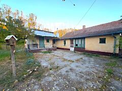 Eladó ház Lakitelek