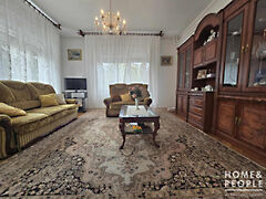 Eladó ház Újszentiván