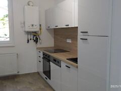 Eladó lakás Szolnok