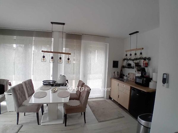 Eladó nyaraló Tóalmás