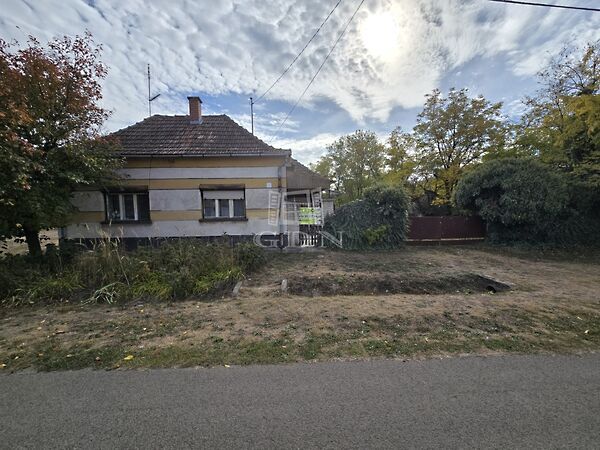 Eladó ház Csikéria
