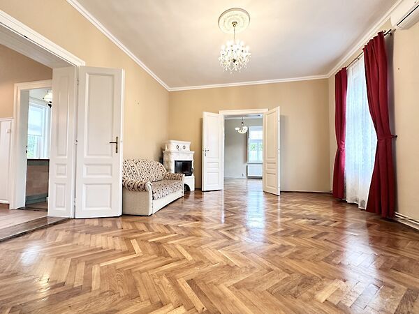 Eladó lakás Szombathely