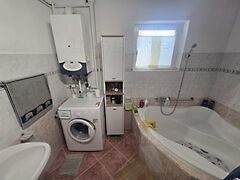 Eladó ház Látrány