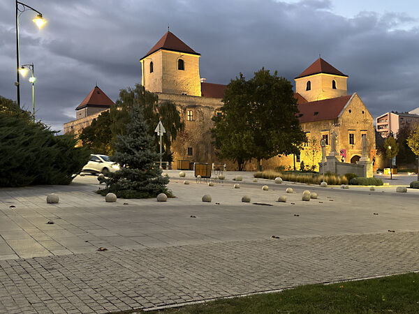 Eladó lakás Várpalota