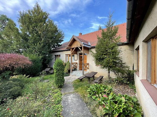 Eladó ház Bakonybél