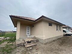 Eladó ház Jászberény