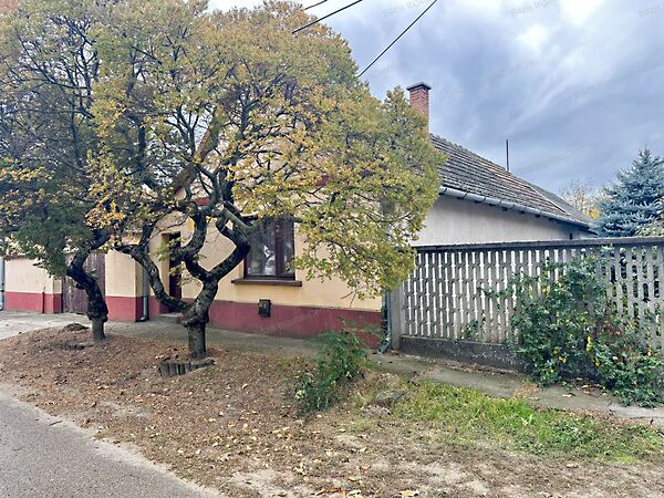 Eladó ház Mélykút