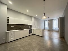 Eladó lakás Székesfehérvár