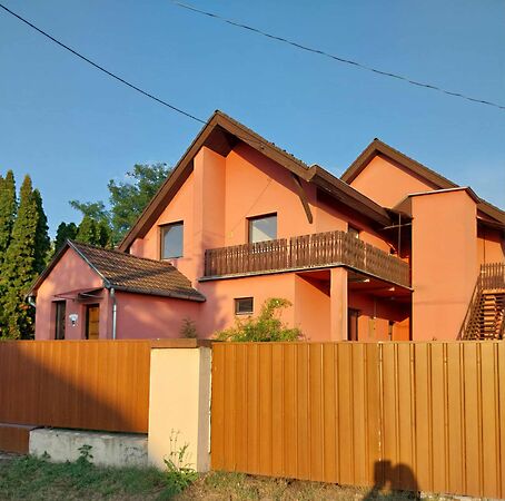 Eladó ház Szabolcsveresmart