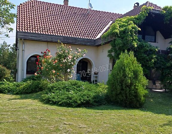 Eladó ház Békéscsaba