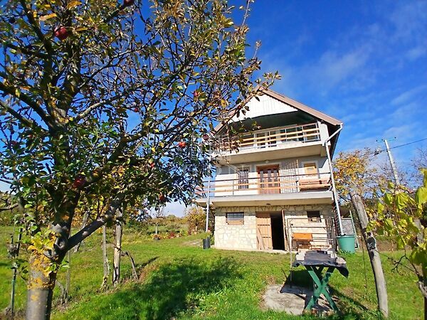 Eladó ház Óbudavár