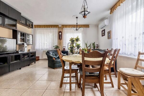 Eladó ház Budapest, XI. kerület