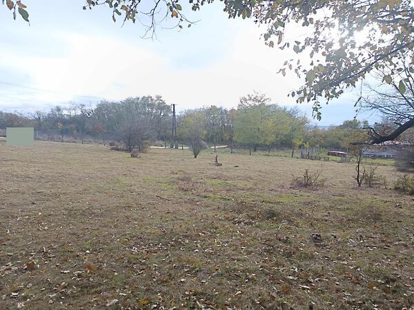 Eladó földterület Vértesszőlős