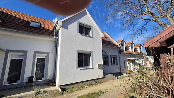 Eladó ház Sopron, Kertváros