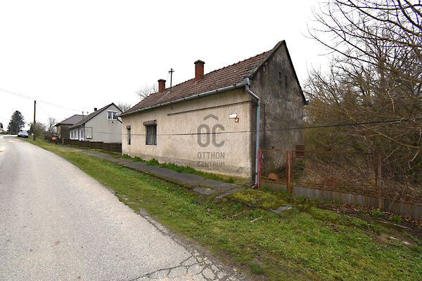 Eladó ház Pusztaszentlászló