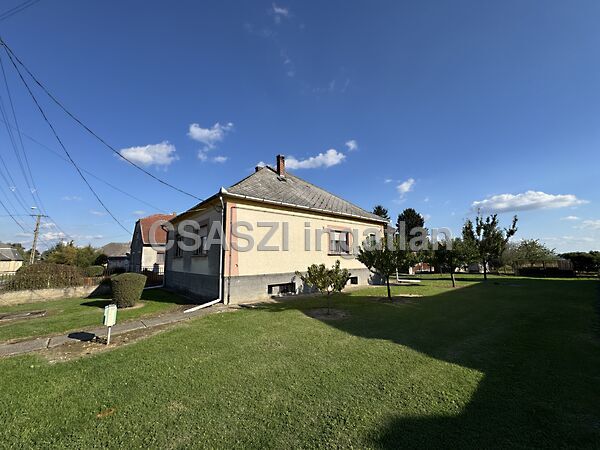 Eladó ház Becsehely