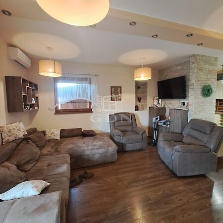 Eladó ház Balatonfőkajár