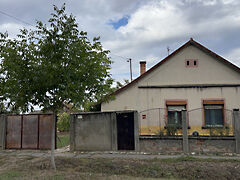 Eladó ház Kiszombor