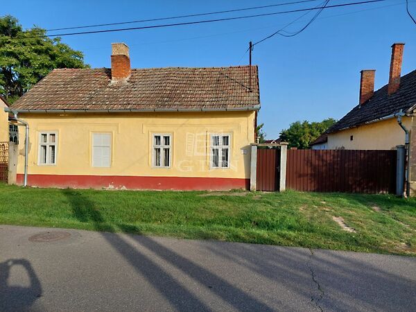 Eladó ház Hajdúnánás