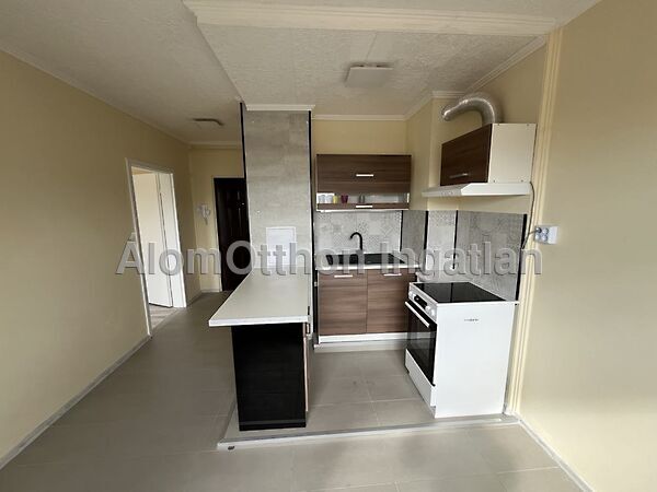 Eladó lakás Dunaújváros, Római városrész