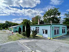 Kiadó ipari Gödöllő, Központ