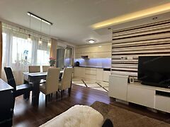 Eladó lakás Szeged, Móraváros