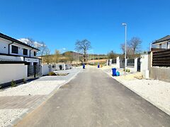 Eladó földterület Üröm