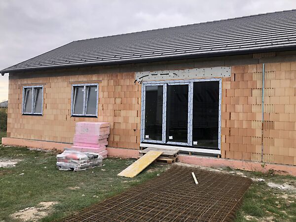 Eladó ház Bábolna