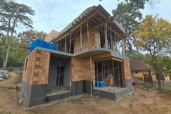 Eladó lakás Balatonalmádi