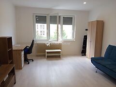 Eladó lakás Komló