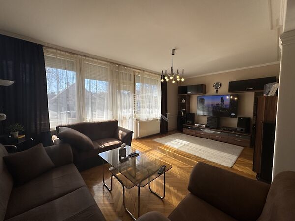 Eladó ház Gárdony