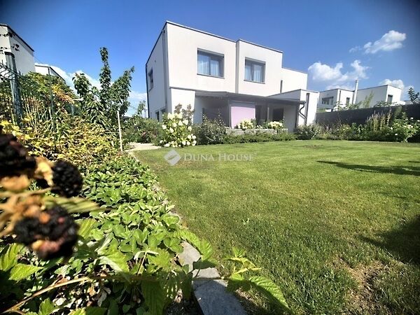 Eladó ház Budapest, XVIII. kerület