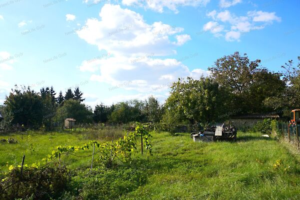 Eladó földterület Mosonszentmiklós, Mosonújhely