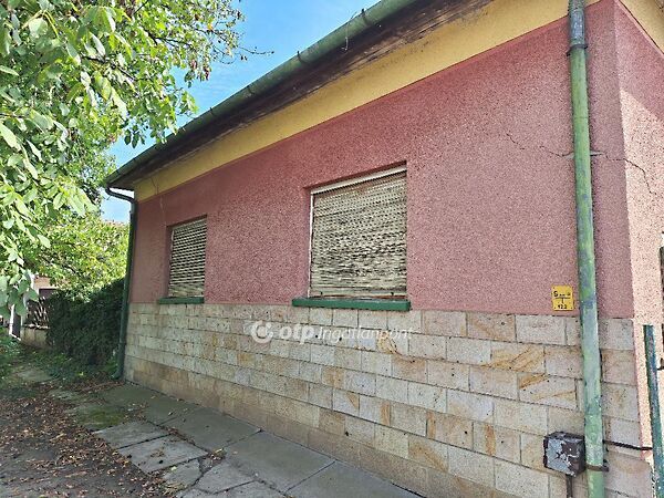 Eladó ház Tiszaörs