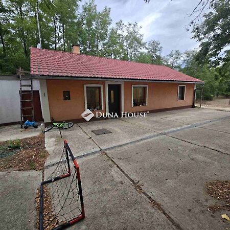 Eladó ház Kerekegyháza