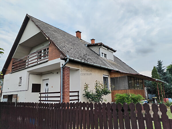 Eladó ház Hajdúhadház