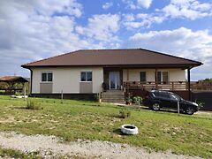 Eladó ház Balatonboglár