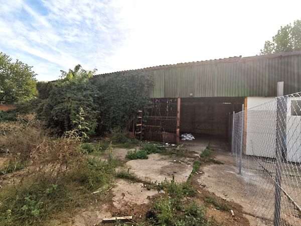 Eladó földterület Dorog