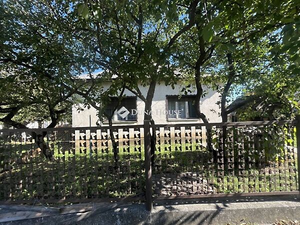 Eladó ház Felcsút