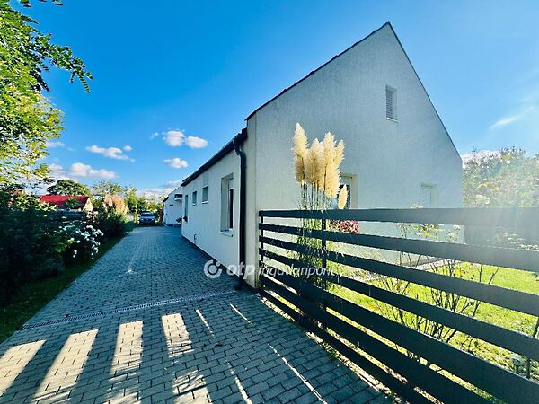 Eladó ház Lepsény